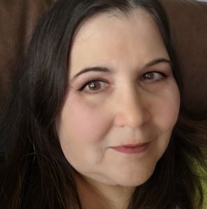 Meet your Posher, Marcia